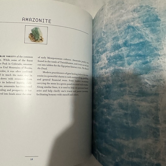 Gem and Stone Book - Blue Cover - Picture 5 of 11